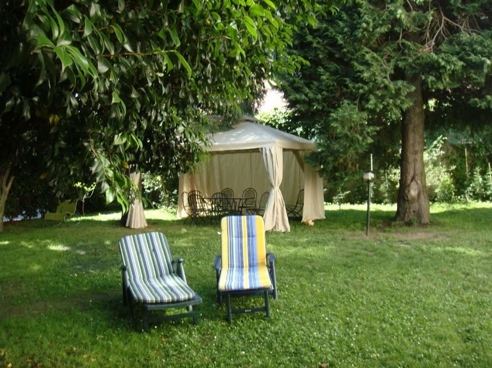 Villa Cardano Maccagno Close To Every Destination Exterior foto
