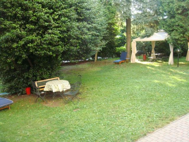 Villa Cardano Maccagno Close To Every Destination Exterior foto